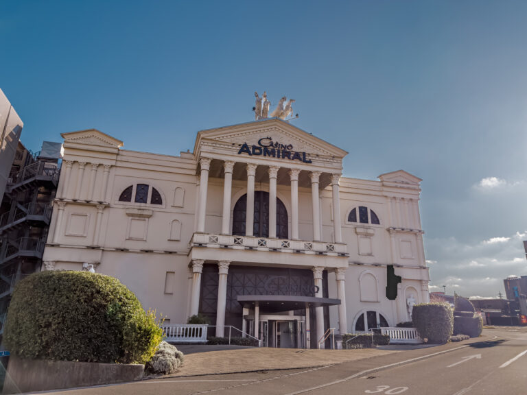Fassade des Casinò Admiral Mendrisio